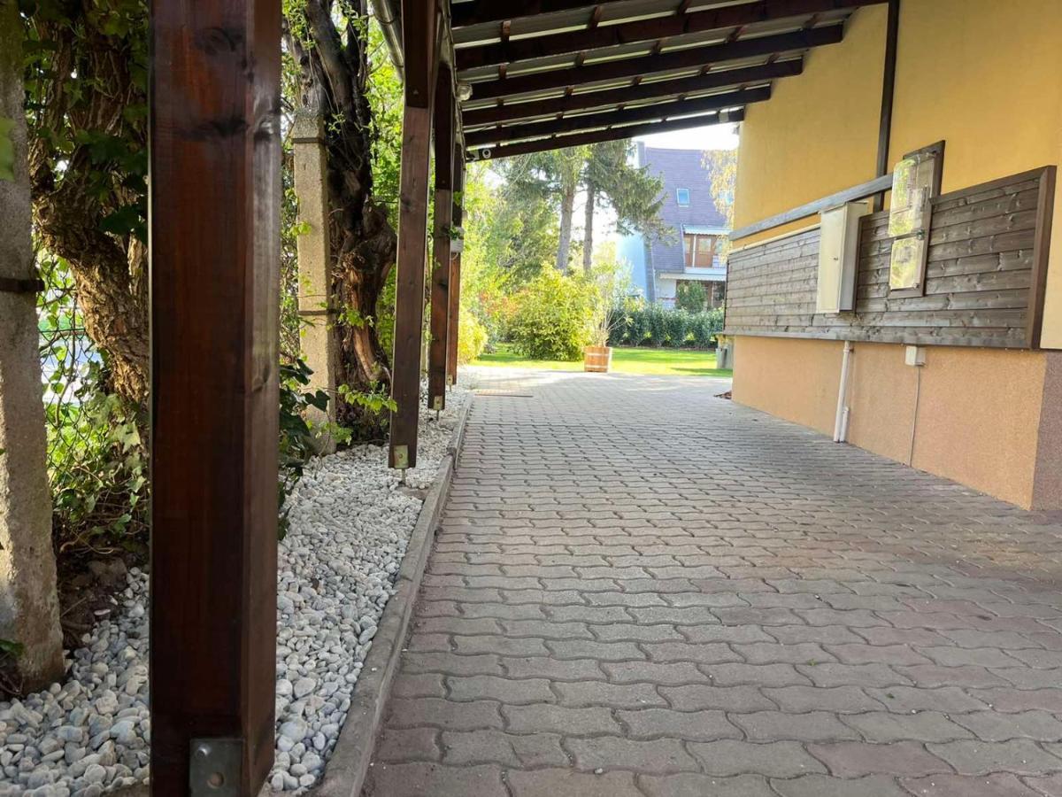 Abigel Vendeghaz Keszthely Villa Exterior photo
