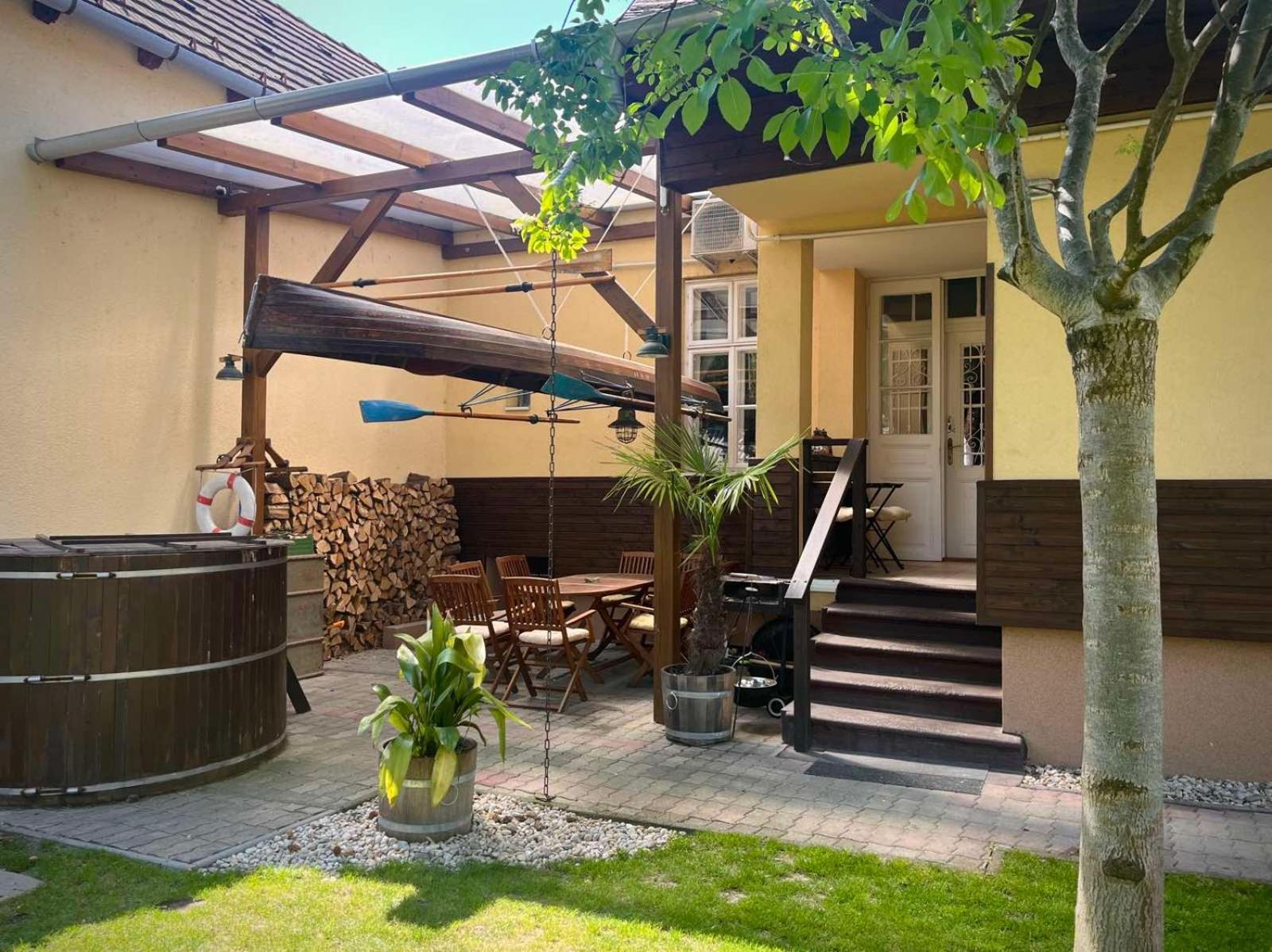 Abigel Vendeghaz Keszthely Villa Exterior photo